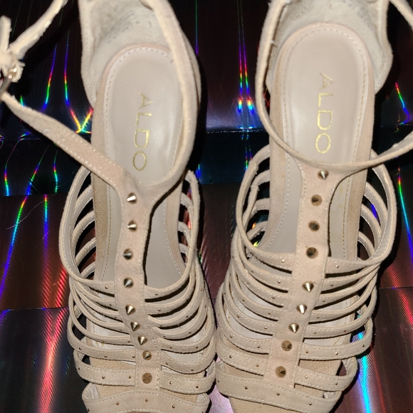 Vintage ALDO Neon Pink and Tan Ankle Strap Gold Studded Platforms Size 8.5 - Picture 15 of 15